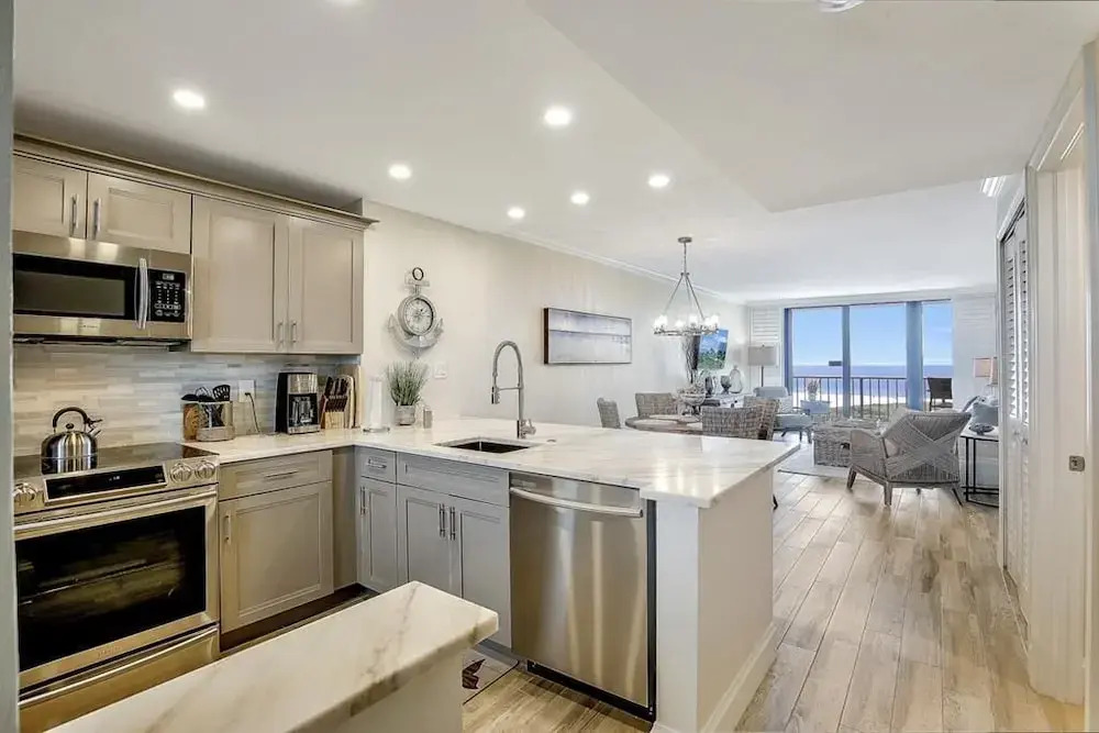 Seaview Condominium #65808 2 Bedrooms 2 Bathrooms Condo