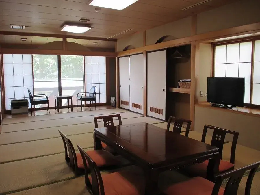 Iwaki No Sato Onigajo