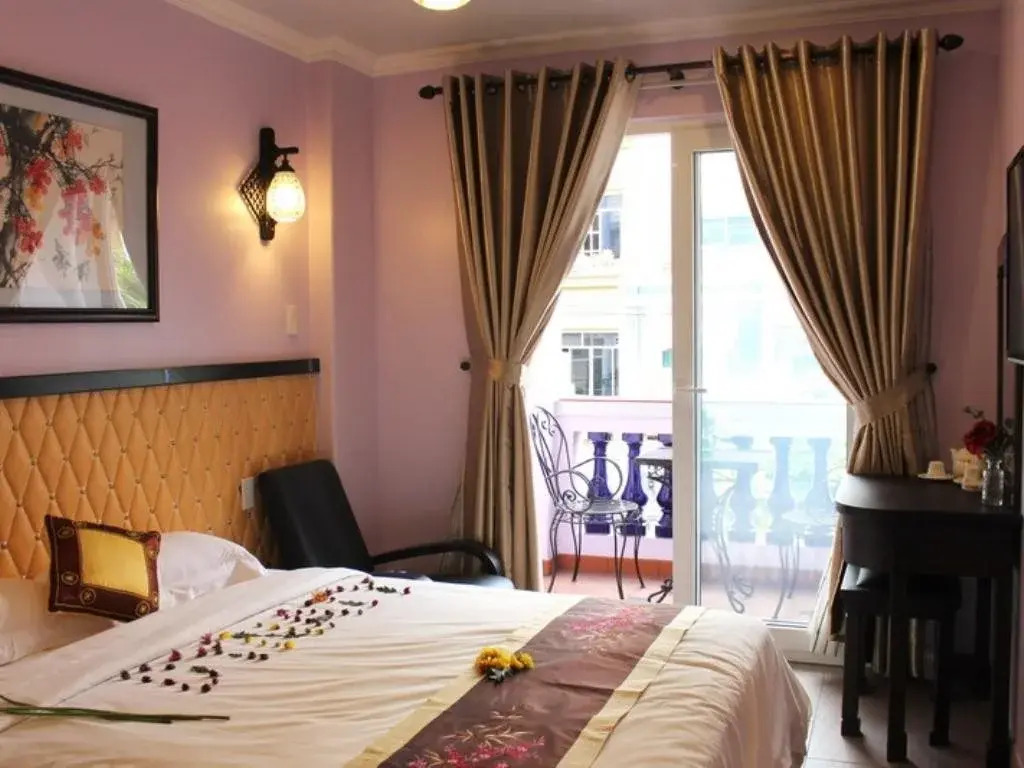 Lam Hotel