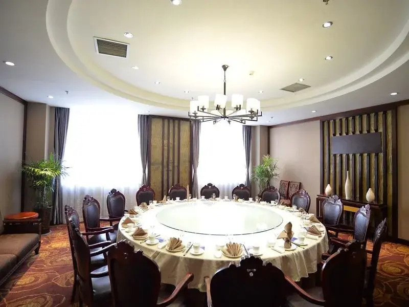 Qingdao Great Tang Harvest Hotel