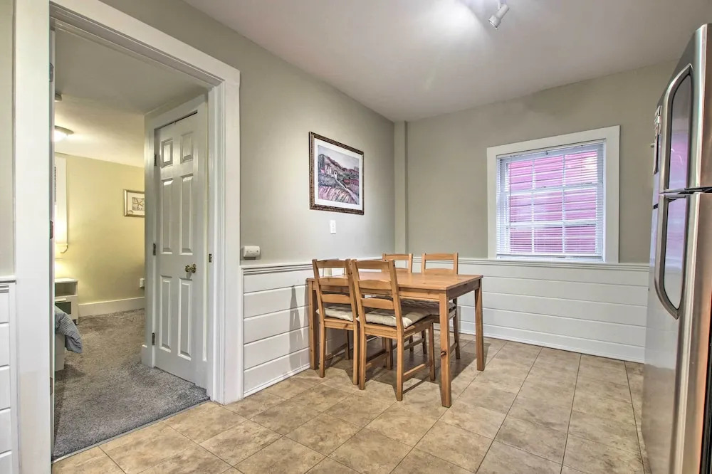Inviting Salem Apartment Near Waterfront & Museums