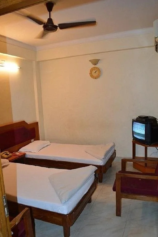 Suraj Hotel