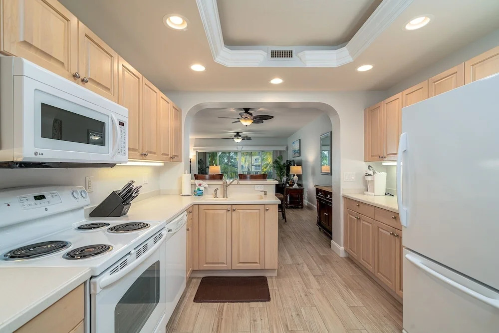 Bella Lago 323 Your Home Away From Home In Paradise! - 7431 Bella Lago Drive 2 Bedroom Condo by RedAwning