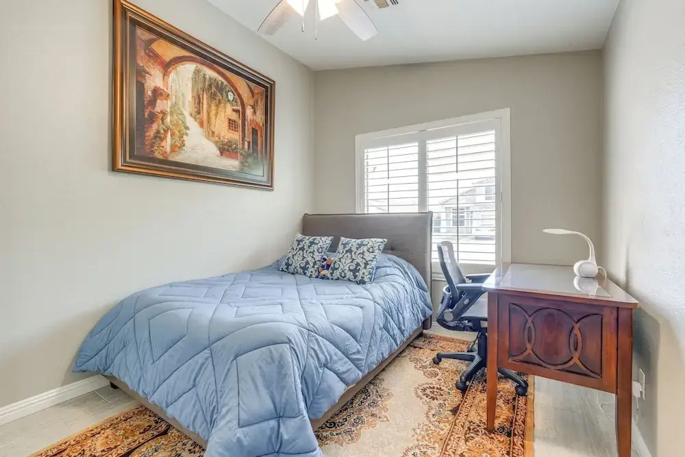 Gilbert Home Near Dtwn: Fire Pits, Grill & More!