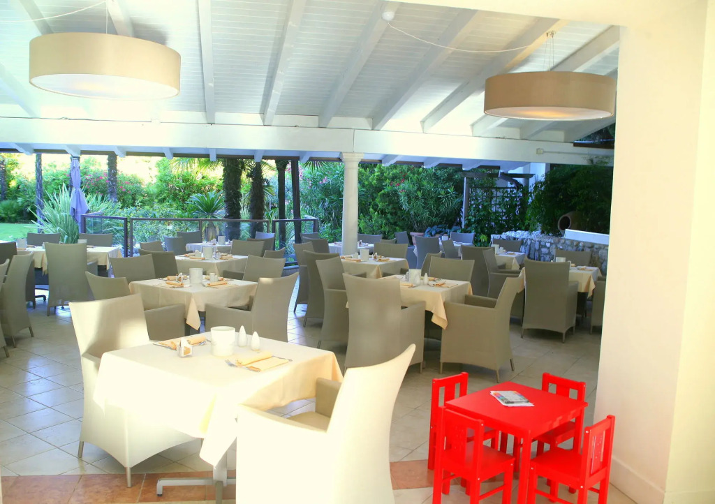 Отель Palazzo della Scala Spa Hotel Suites & Apartments