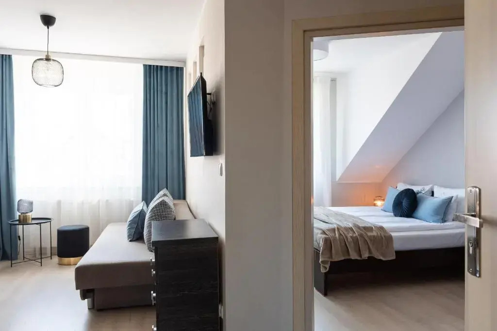 Willa Magnolia - pokoje i apartamenty nad morzem - pokój zabaw - rowery