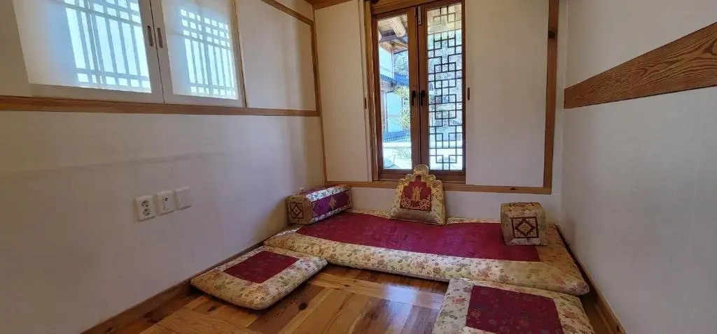 Healing Hanok Chaihyodang 1