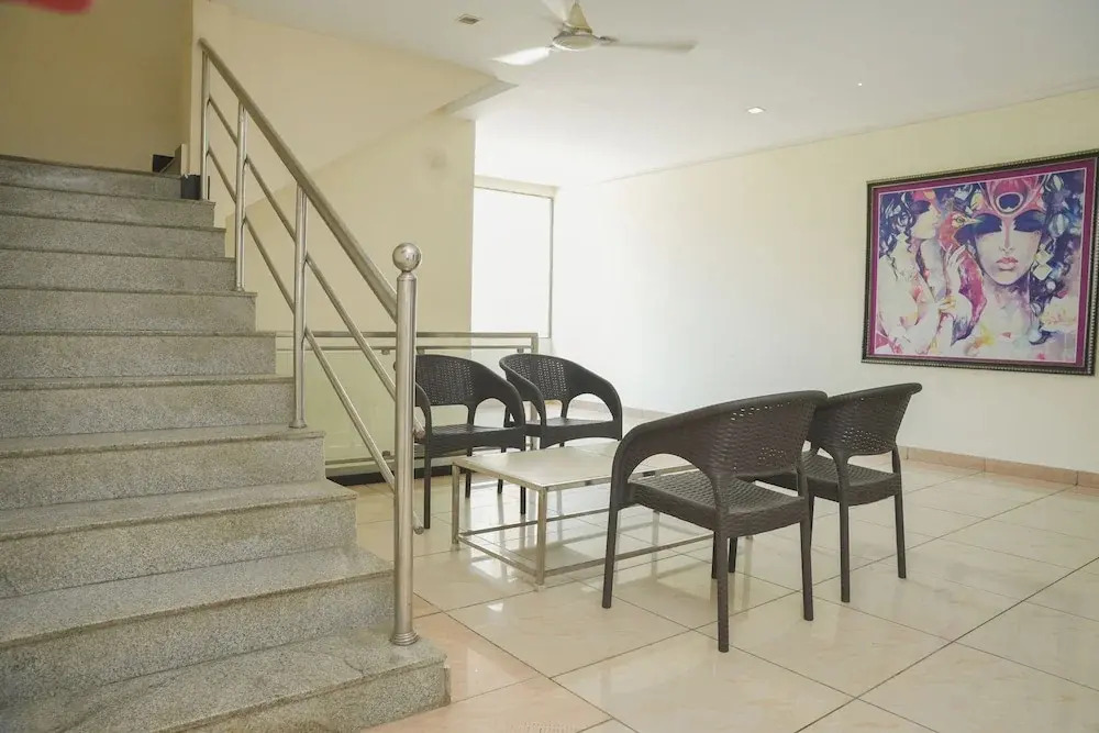 Hotel Grand Leela Krishna