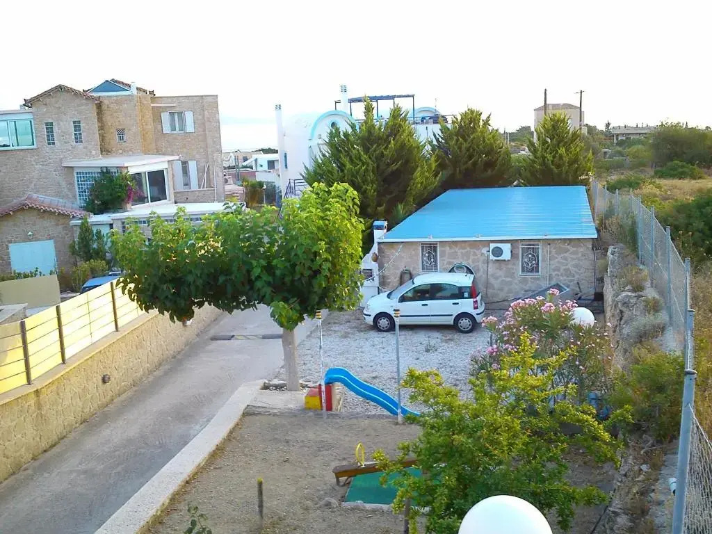 Asterias Apartments