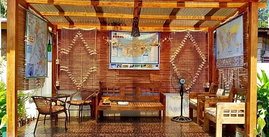 Intoys Place Panglao near Beach