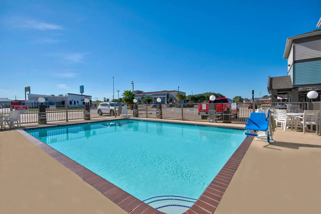Studio 6-Port Arthur, TX - SE