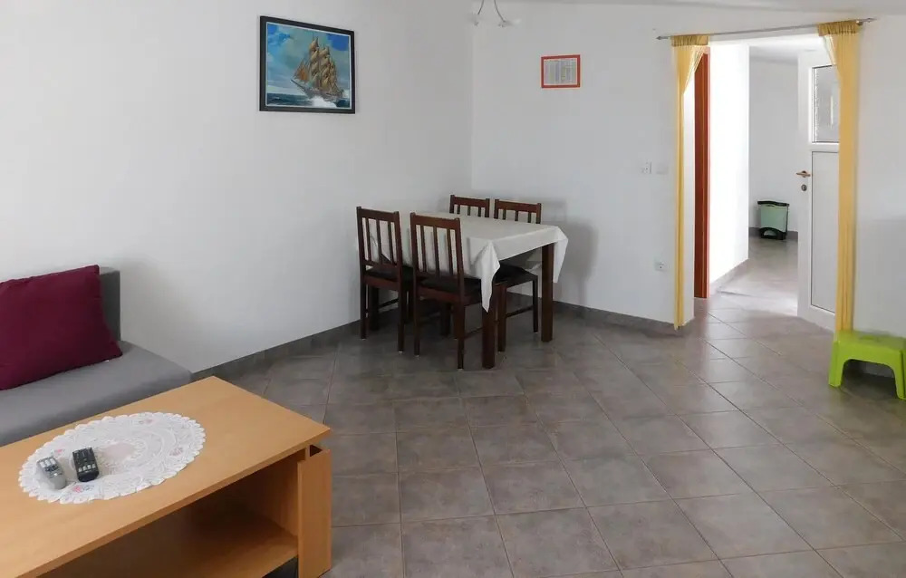 Beautiful Apartment in Crikvenica With 1 Bedrooms and Wifi