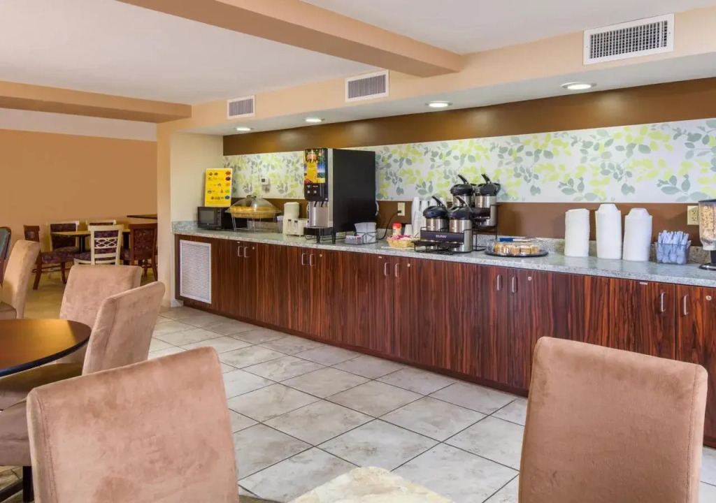 Maingate Florida Hotel