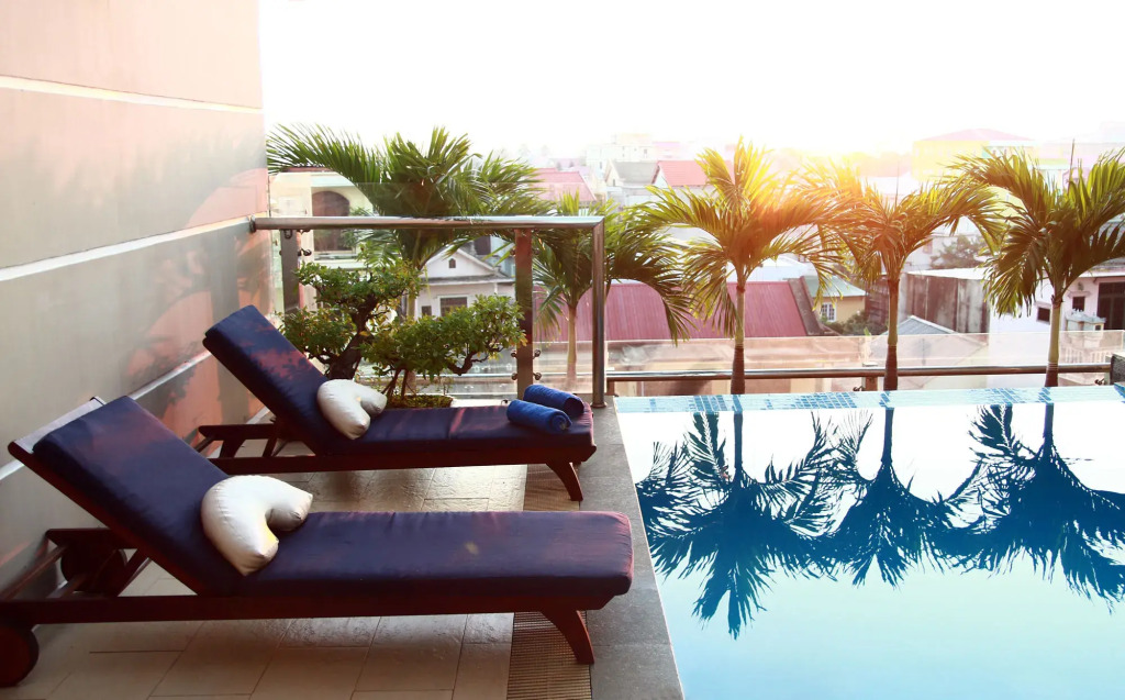 Shine Hue Hotel 2