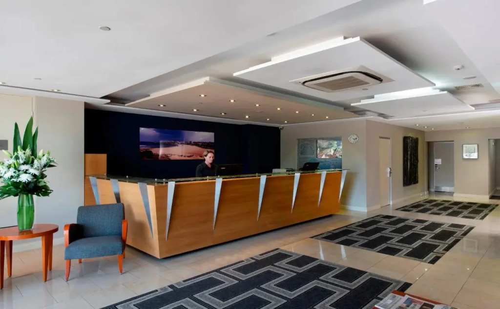 Coogee Sands Hotel & Apartments