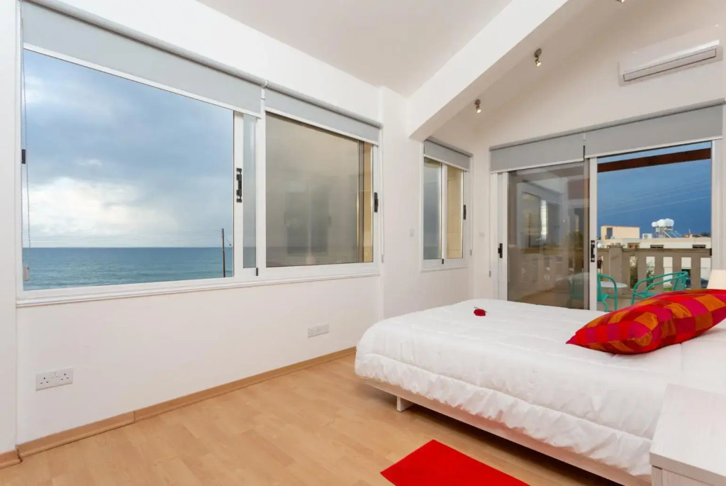 Villa Blue Diamond