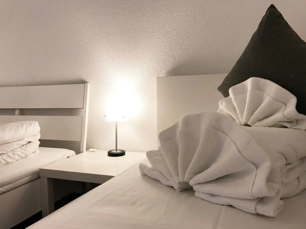 INSIDE Five Hotel