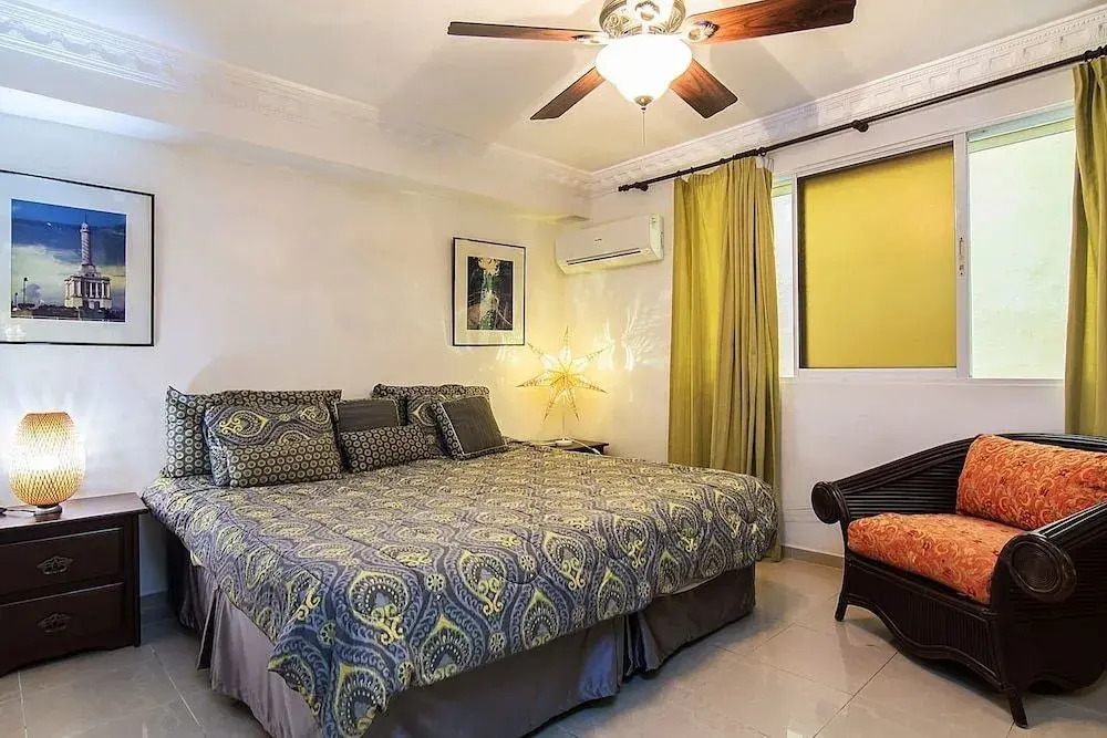 Cozy and Charming 2BDR Suite