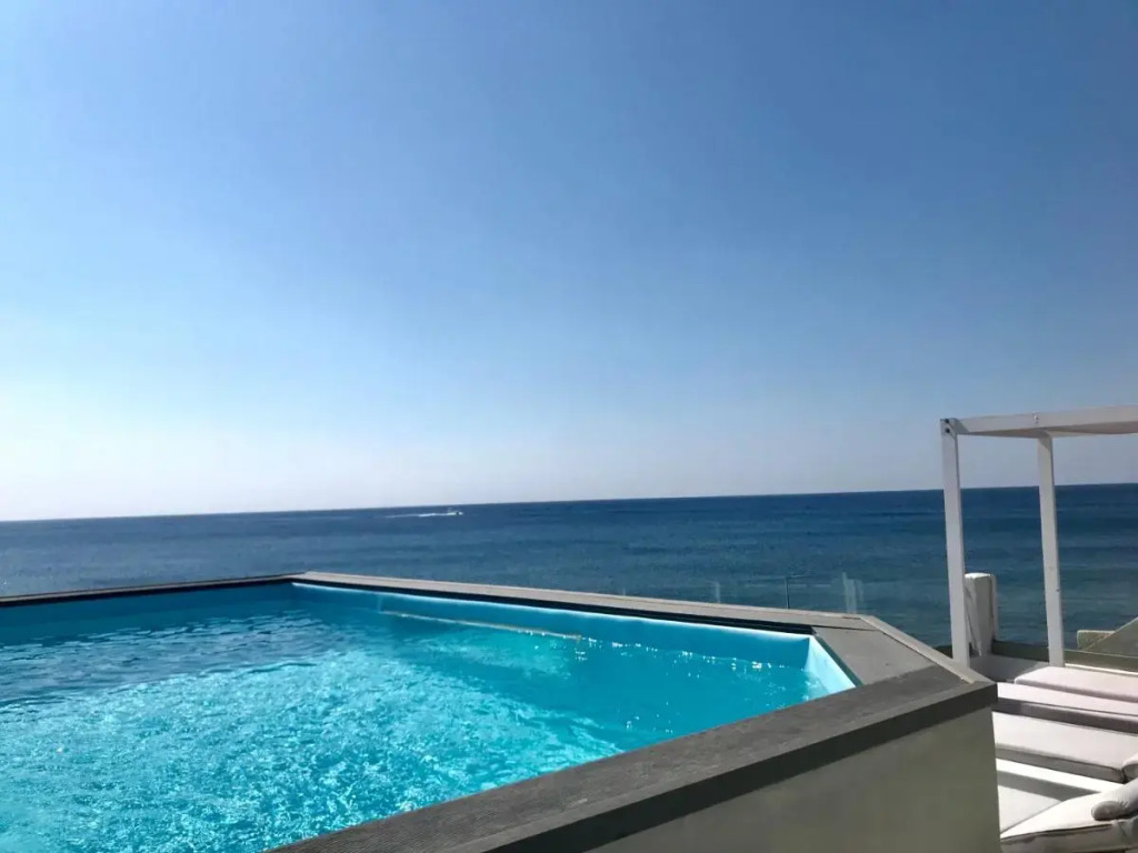 Sublime Villa & Caves