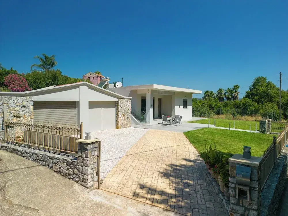 Villa Emily in countryside