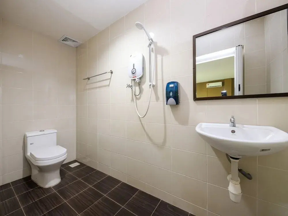 OYO 89839 Riaz Hotel