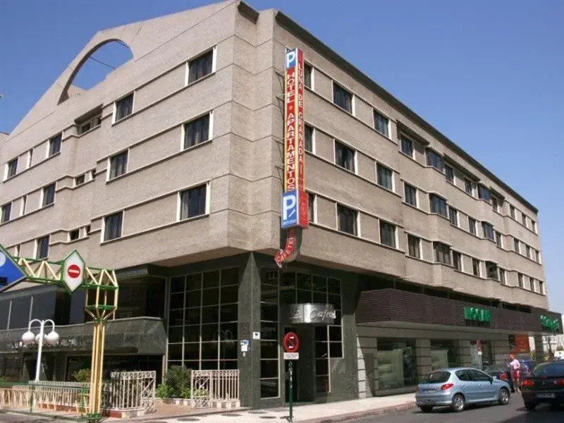 Hotel M.A. Luna Arabial