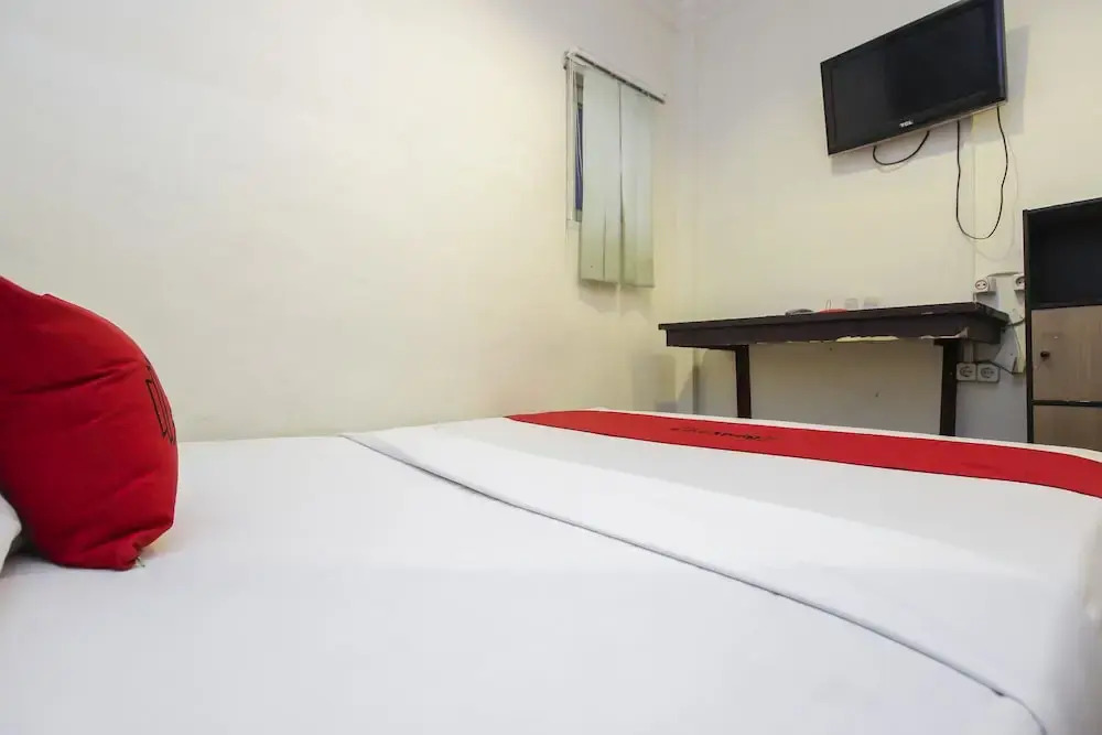 Hotel Divina By RedDoorz