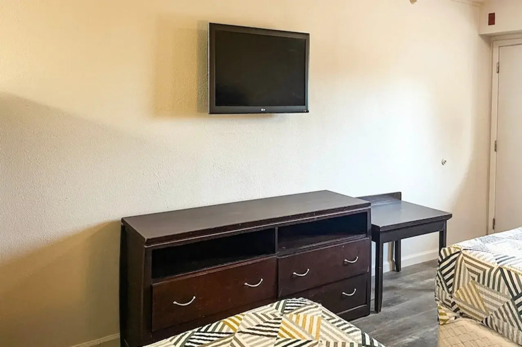 Studio 6 Suites Dallas TX - Loop 12 West