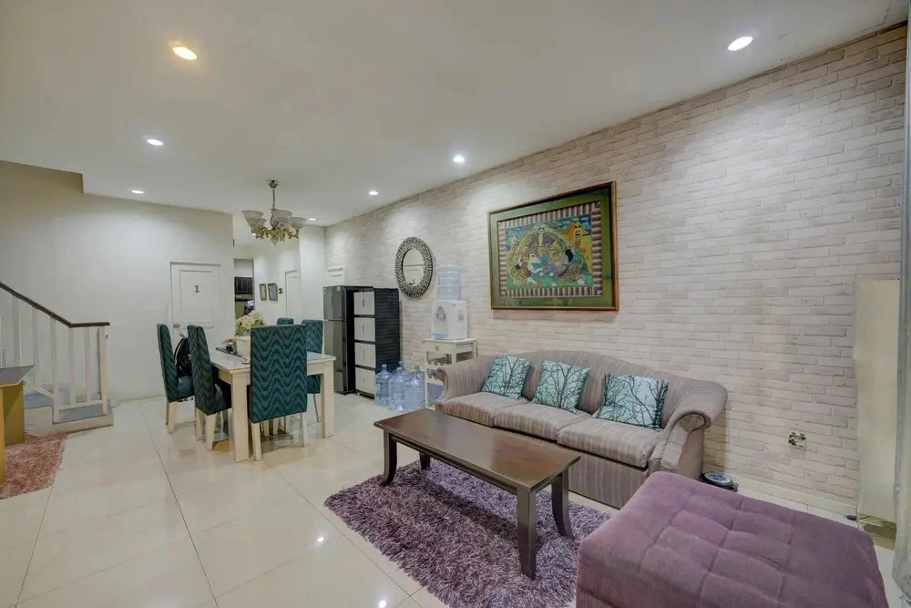 Hotel O near RS Fatmawati formerly White