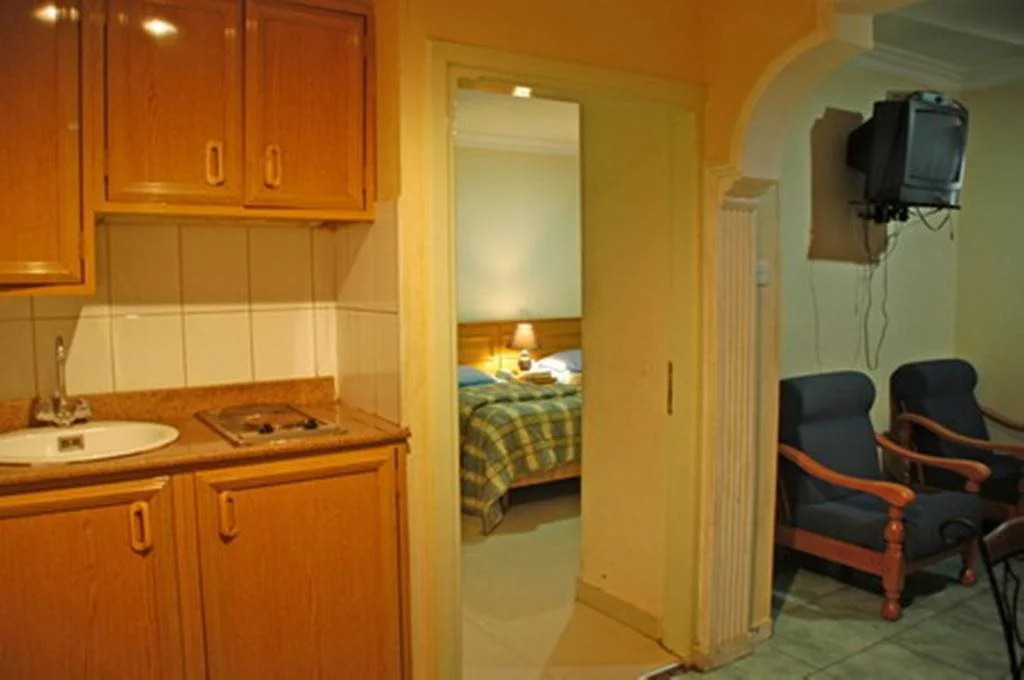 Al Saleh Hotel