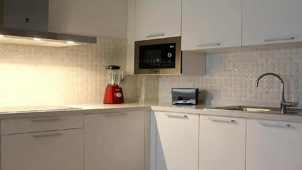 MarLenghi Apartments 3B