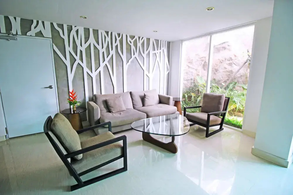 Amazon Residence by Pattaya Sunny Rentals