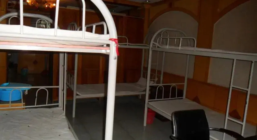 Jinri Friendship Apartment Hongjialou Road
