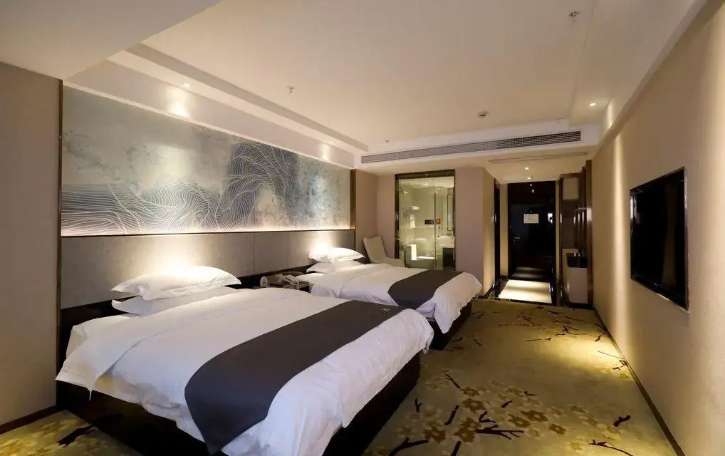 GreenTree Eastern Jingde Town Railway Station Hotel