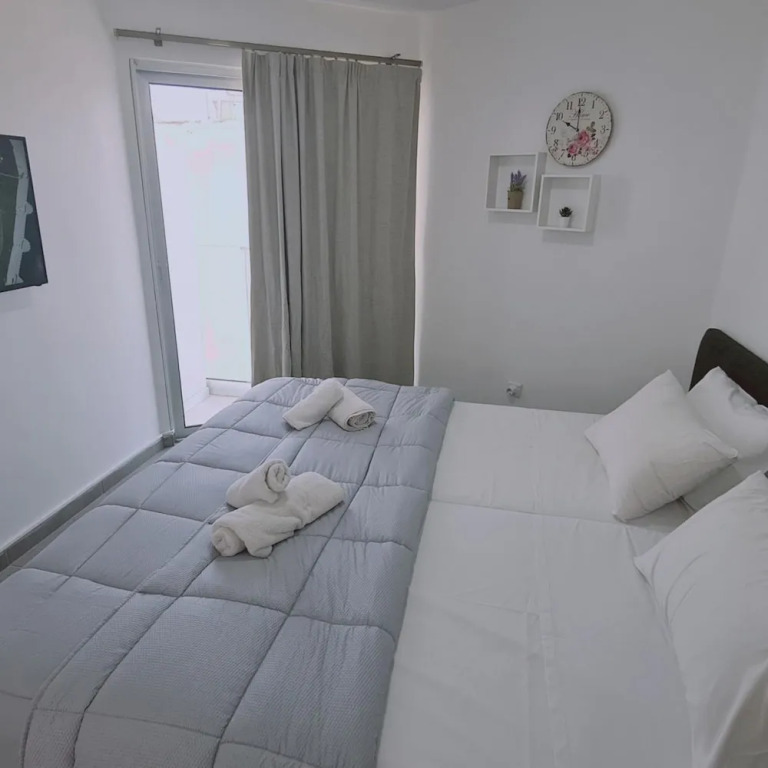 100 AN - Napa Living 20