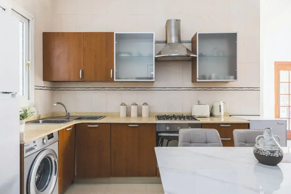 Charmant Appartement au Cœur d'Hydra