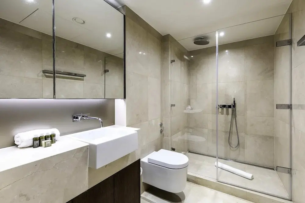 Beautiful 4 Bed Abode Near Imperial Wharf