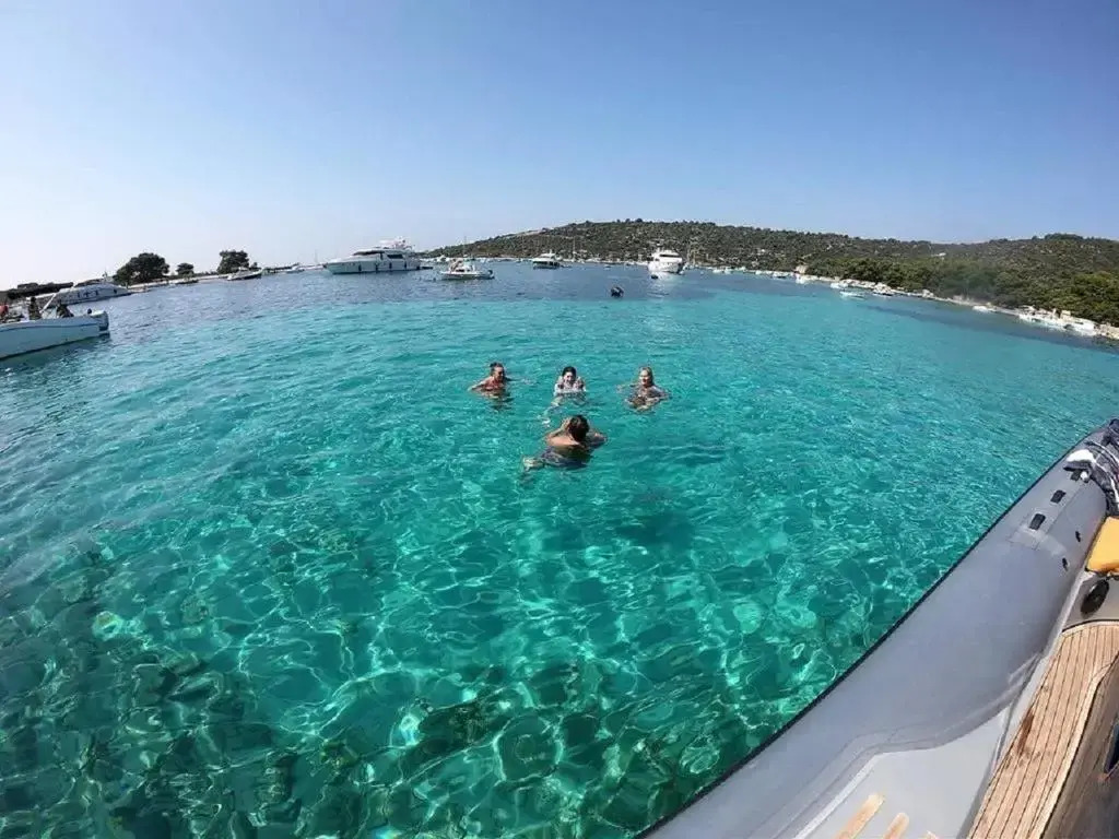 Rooms Liva - 60m from the sea