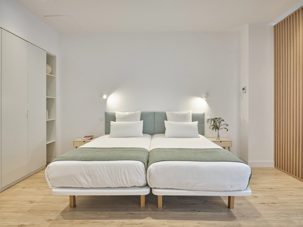 Paseo Suites Hotel