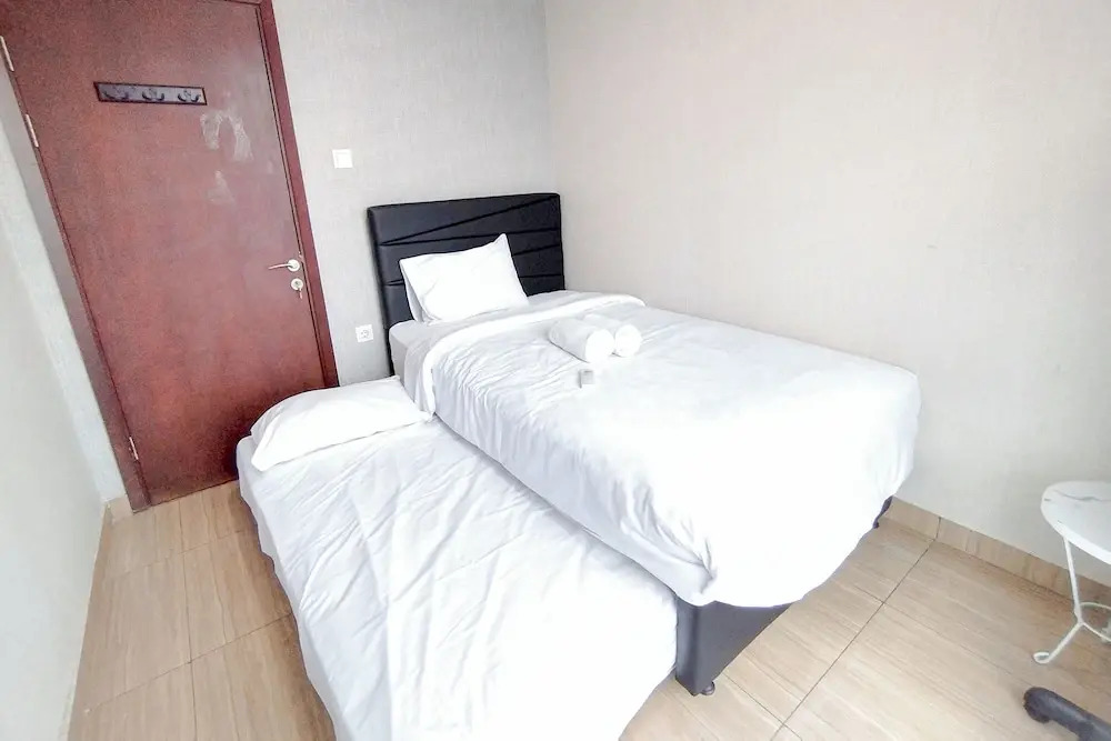 Spacious 2Br With Extra Room At Grand Sungkono Lagoon Apartment