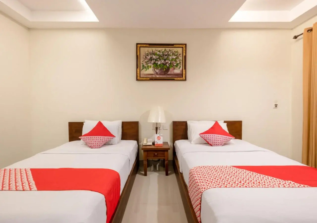 Mascot Beach Hotel