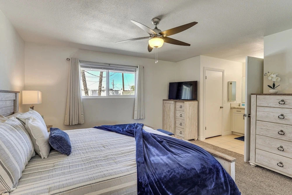 Desert Retreat Near Lake Havasu w/ Backyard Oasis