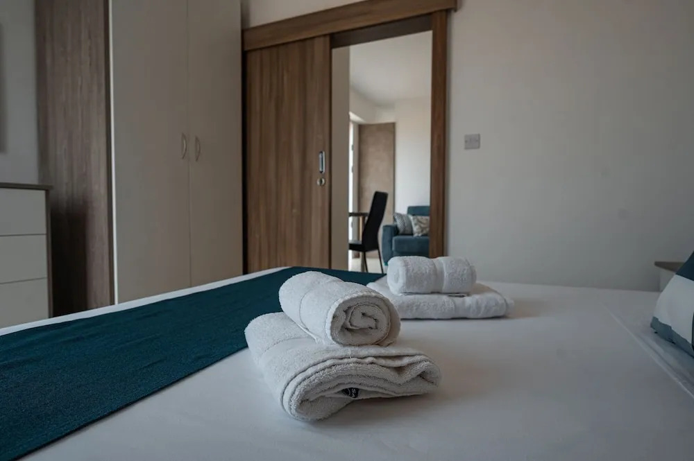 The Willows Penthouses with Jacuzzi