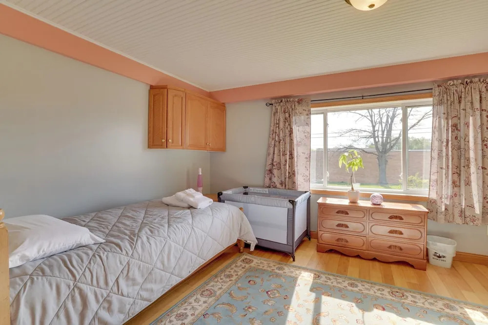 Near Saugatuck Dunes: Pet-friendly Home w/ Grill
