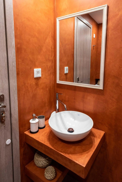 Acropolis Koukaki Newly Renovated 55sq.m Apartment