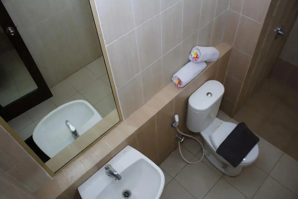 Summer Season Hotel