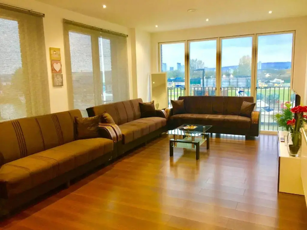Dockland Excel 2 Bedroom Apartment