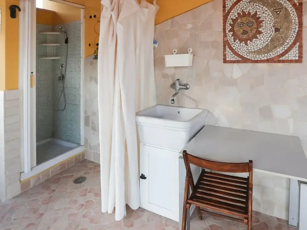 Traditional Holiday Home in Torre Dell'orso With Patio