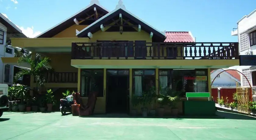 Villa Muang Swa & Night Club