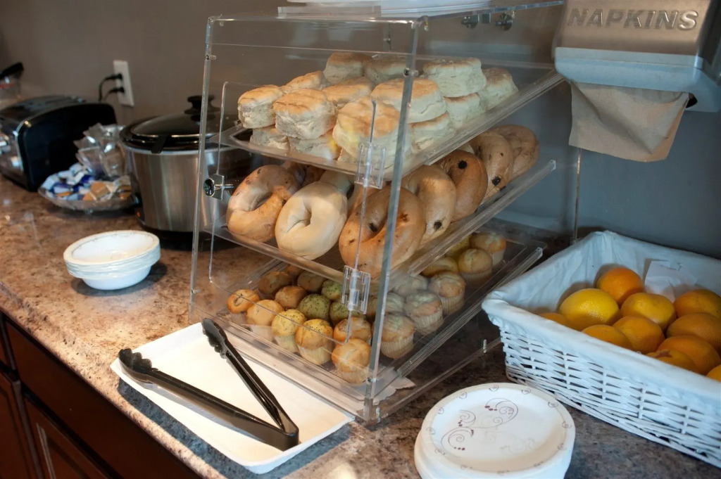 Prosperos Flagship Inn